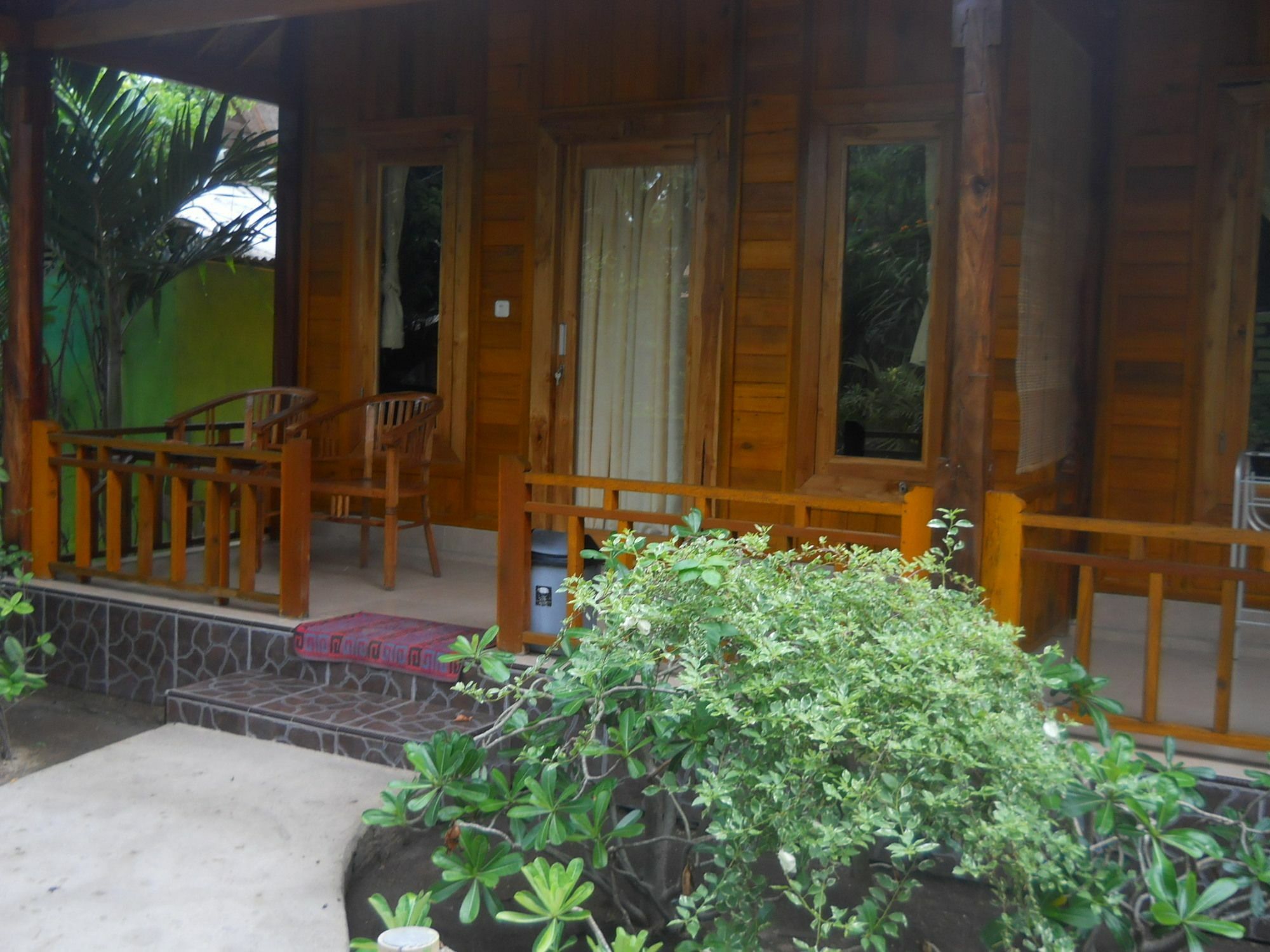 Balenta Bungalow Τζίλι Τραγουανγκάν Εξωτερικό φωτογραφία